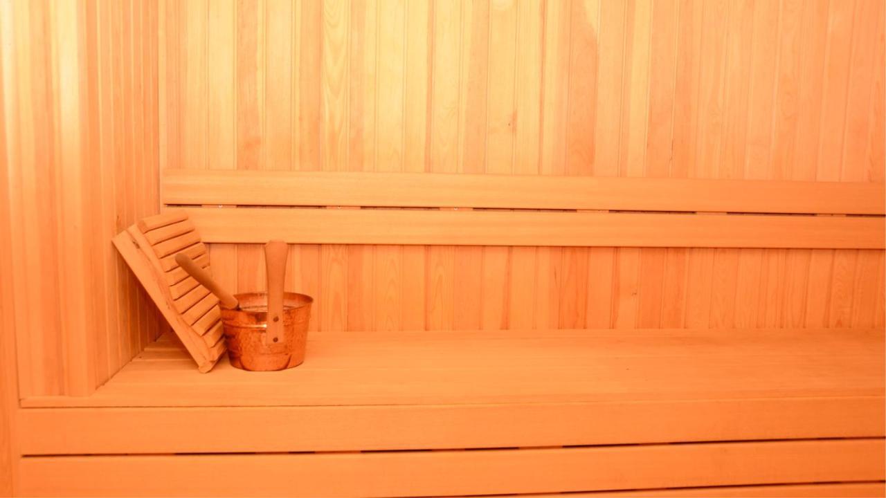호텔 보주굴라리 바트만 외부 사진